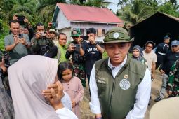 Menteri Kehutanan bantu korban bencana hidrometeorologi di Agam