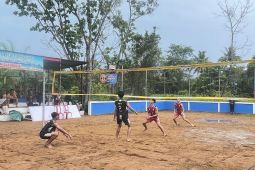 8 Tim lolos babak lanjutan Kejurprov Voli Pasir Kalbar 2025