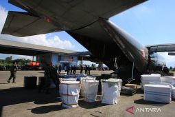 TNI AU kerahkan Hercules bawa 20 ton bantuan logistik ke Aceh