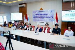 Operasi seluler akui listrik dan akses jalan jadi tantangan pemulihan koneksi