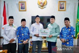 Kemenag salurkan bantuan bagi  warga terdampak banjir di Sumatera Utara