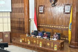 Fraksi DPRD Bali bedah naskah akademik raperda terkait BUMD air