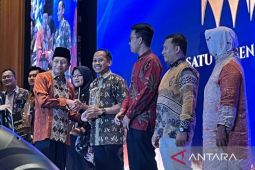 Wartawan LKBN ANTARA meraih penghargaan Humas Kemenag Award 2025