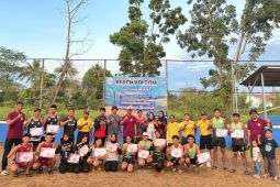 Kayong Utara dan Pontianak amankan gelar juara Kejurprov Voli Pasir Kalbar 2025