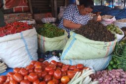 Cabai merah dan tomat bikin deflasi di Siantar