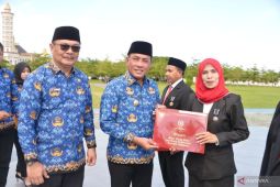 Momentum HUT Korpri, 292 PNS Bima raih Satyalancana Karya Satya dari Presiden