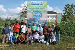 Majelis Lingkungan Hidup PP Muhammadiyah tanam pohon langka serentak di 5 Provinsi