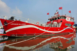 PDI turunkan RS Apung "Laksamana Malahayati" bantu warga terdampak bencana Aceh