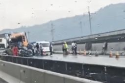 Satu tewas dalam kecelakaan beruntun di Tol Cipularang KM 111