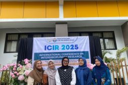Dua penelitian dosen FISIPOL UMPR lolos presentasi internasional