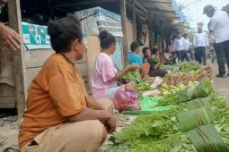 Pemkab Jayapura tertibkan pedagang demi pulihkan aktivitas pasar Phara Sentani