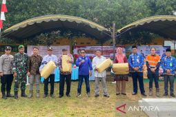 Anggota DPRD Kotabaru perjuangan pendidikan dan kesehatan di perbatasan