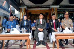 Ketua DPRD Barut minta ASN tingkatkan kualitas pelayanan di era digital