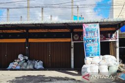 Relawan Natuna himpun 4 ton pakaian bagi korban bencana Sumatera