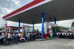 Masih berduka musibah banjir, warga Sergai dilanda kesulitan BBM