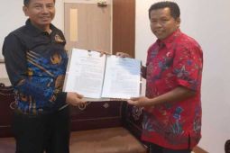 Pemprov NTB hibahkan delapan aset untuk Pemkab Dompu