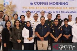 Sinergi Balai Karantina Ambon - Bea Cukai perkuat pengawasan lalu lintas barang jelang Natal