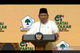 Prabowo membacakan tiga pantun saat menutup sambutan di HUT ke-61 Golkar