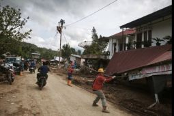 Agam kembali menyala, sistem kelistrikan Sumbar pulih 100 persen pascabencana