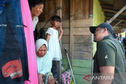 Gubernur Bobby Nasution tinjau lokasi terdampak banjir di Langkat