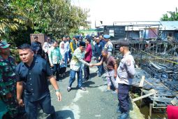 Pemkab HSU bantu korban kebakaran Desa Murung Padang