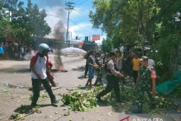 Terpopuler - Tak ada pesta tahun baru di NTB, Dua begal ditangkap, retribusi parkir, hingga ketegangan di Bima