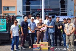 Kejati Jambi salurkan bantuan kemanusiaan kepada korban banjir Sumbar