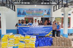 Jasamarga salurkan 100 paket sembako kepada warga terdampak banjir