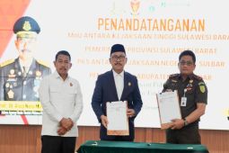 Pemprov dan Kejati Sulbar teken MoU soal hukuman kerja sosial pelaku tindak pidana