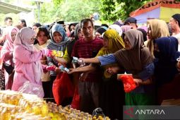 Gubernur apresiasi respon warga Kota Gorontalo hadiri pasar murah