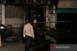 Tim Labfor Polri olah TKP ungkap penyebab kebakaran ruko tewaskan 22 orang di Jakpus