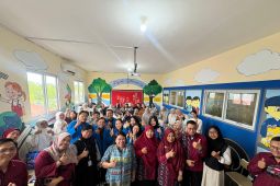 Universitas PGRI Pontianak sosialisasikan penggunaan AI untuk guru
