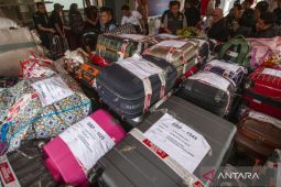 Operasi gabungan! Praktik joki pakaian bekas impor di Batam berhasil diungkap