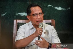 Bupati Aceh Selatan dinonaktifkan selama 3 bulan akibat umroh saat bencana banjir