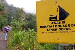 Trenggalek pasang EWS dan CCTV untuk mitigasi bencana akhir tahun