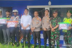 Pemkab Cianjur menempatkan relawan dan alat berat antisipasi bencana