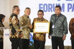 Banten harus terdepan dalam pemberantasan korupsi, kata gubernur