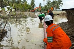 Tim Khusus PLN UID Sulselrabar berjibaku pulihkan listrik di Kuala Kereutou Aceh