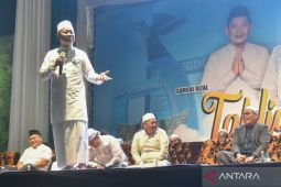 Ribuan jemaah ikuti tabligh akbar bersama Ustadz Das'ad Latif syukuran Harjad ke-66 HST