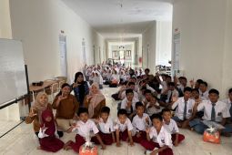 Disperpusip Jatim pinjamkan 1.600 buku dukung Sekolah Rakyat