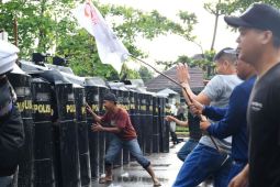 Polda Babel gelar simulasi penanganan Unras di penutupan Apel Kasatwil 2025