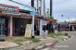 Banyak reklame nunggak pajak, Satpol PP turun tangan bersihkan kota