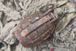 Polres Bangka Barat amankan granat yang ditemukan warga di Pantai Limbung