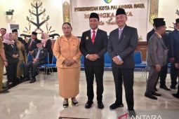 Arbert Tombak resmi jabat Sekda Kota Palangka Raya