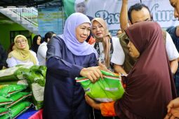 Pemprov Jatim stabilkan harga sembako jelang Natal lewat pasar murah