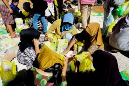 Mentan Amran pastikan bantuan pangan untuk korban bencana di Sumatera tersalurkan cepat