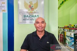 Baznas Papua Barat salurkan bantuan Rp102 juta ke Sumatera Utara