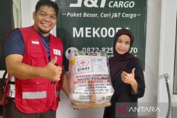 PMI Bangka Barat kirim bantuan APD ke relawan di Aceh