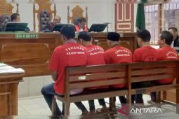 Hakim PN Medan vonis seumur hidup lima terdakwa kurir 128 kilogram ganja