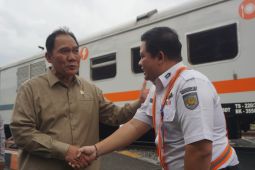 Anggota DPR RI minta KAI tambah layanan kereta api